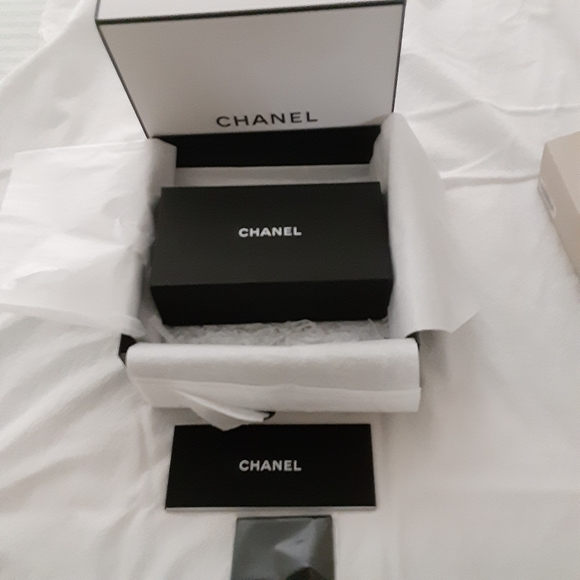 CHANEL Cat Eye Sunglasses - Picture 7 of 9